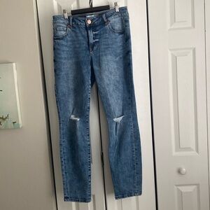 CAbi #4328 Skinny Jeans, size 10. Fall’22